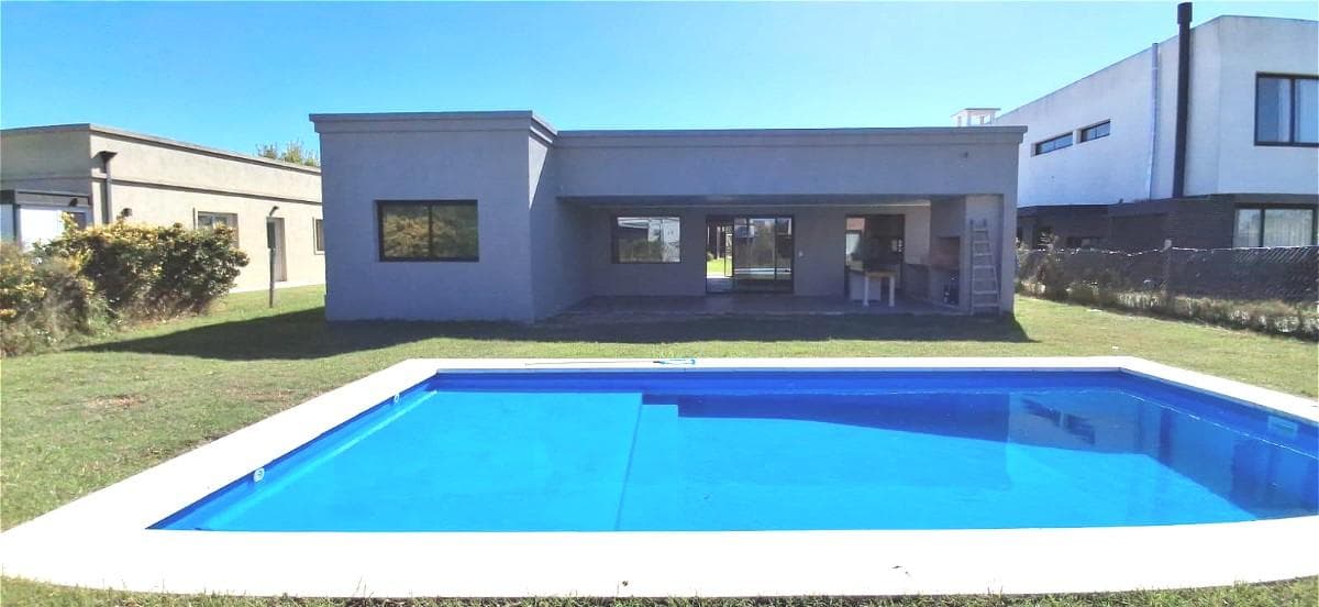 For Sale: 4-bedroom house, with pool, brand-new, gated. Cantón Norte, Escobar, Northern Zone, Greater Buenos Aires