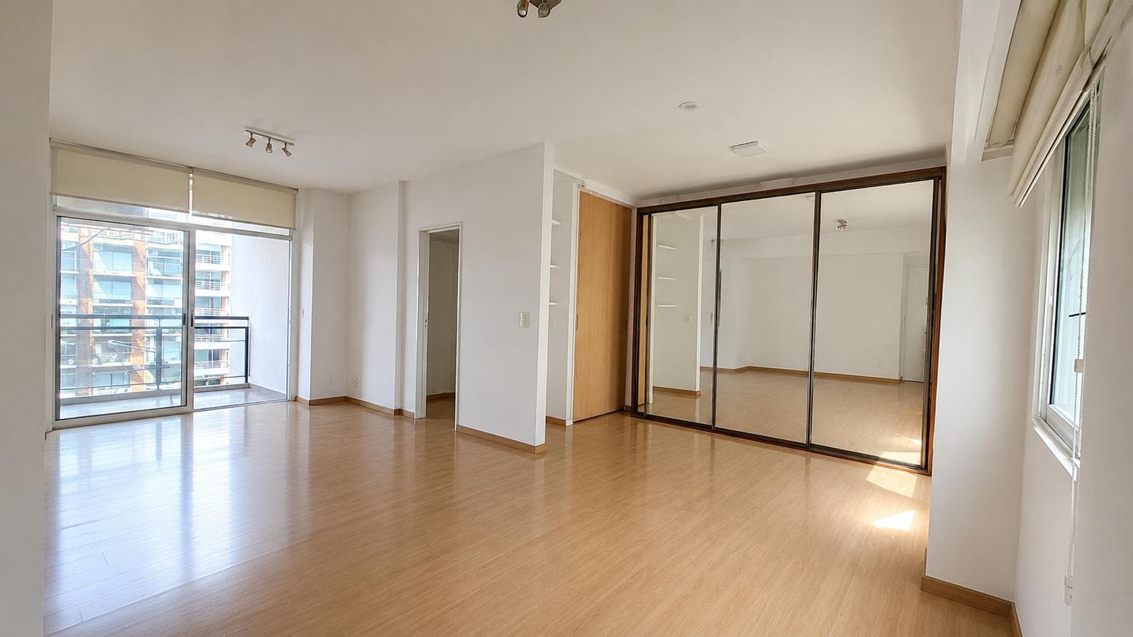 2-Room Apartment for Sale with Garage in Palermo Soho