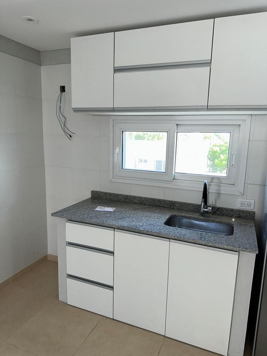 Departamento 2 ambientes a estrenar con cochera - Apto credito y financiacion - Berazategui