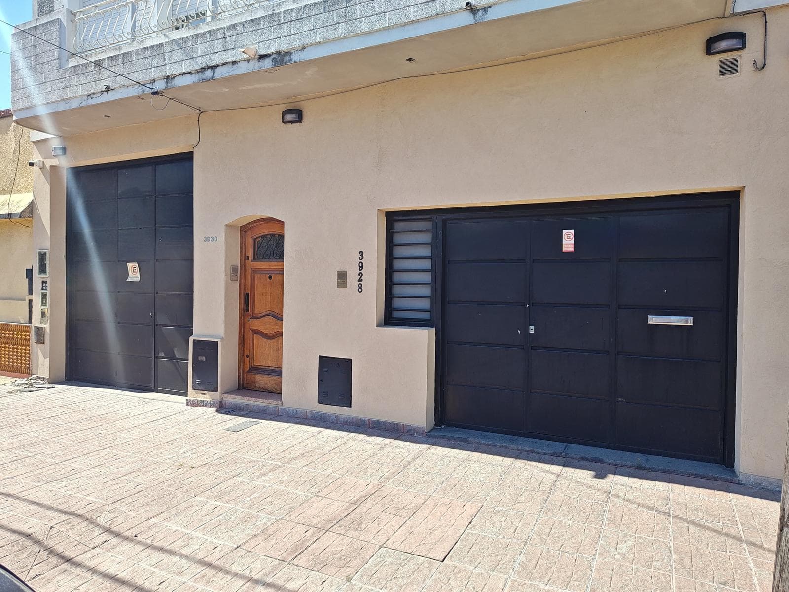 WAREHOUSE WITH OFFICES IN AVELLANEDA