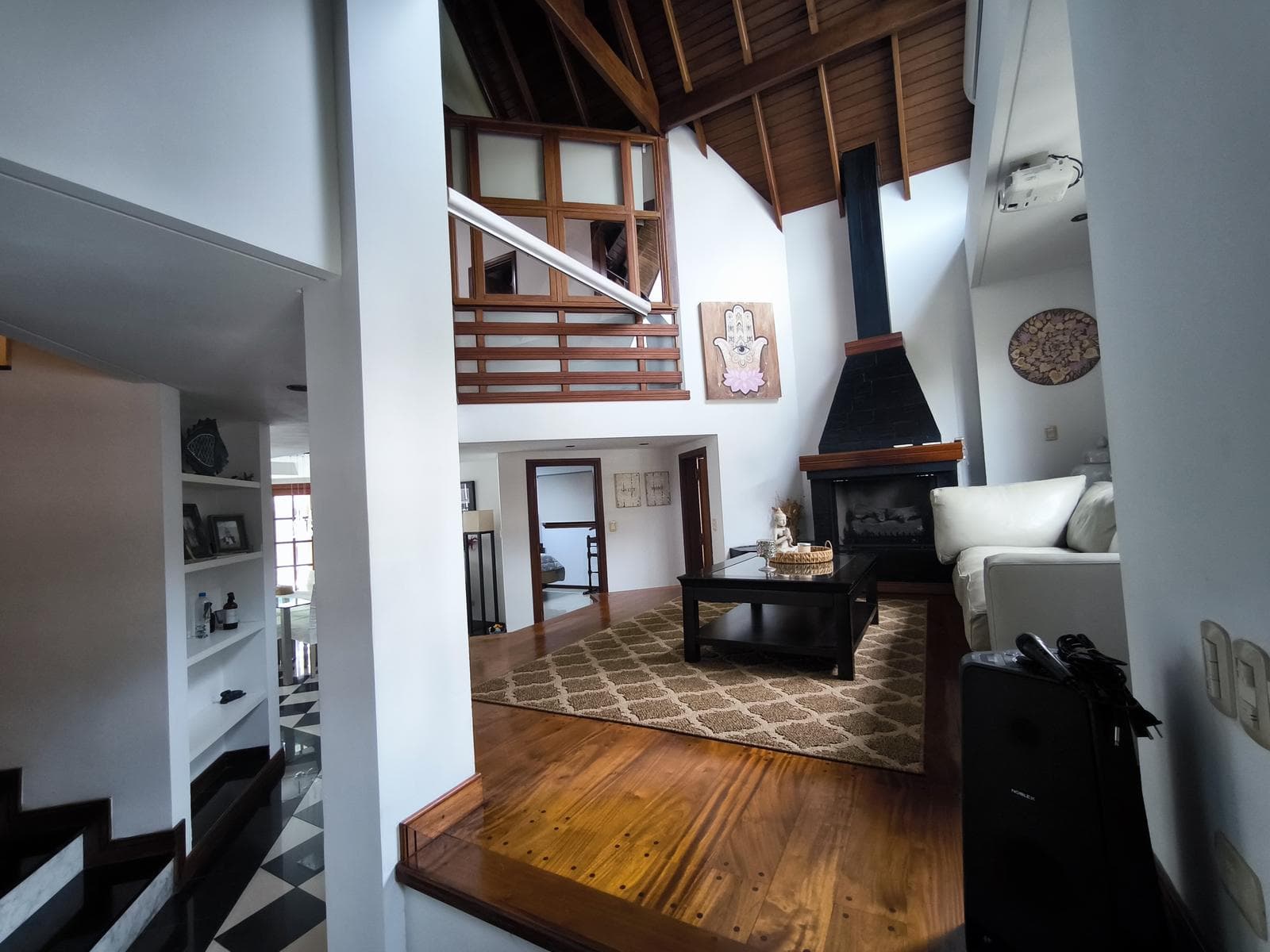 3-ROOM HOUSE FOR SALE IN EL CARMEN HUDSON COUNTRY CLUB
