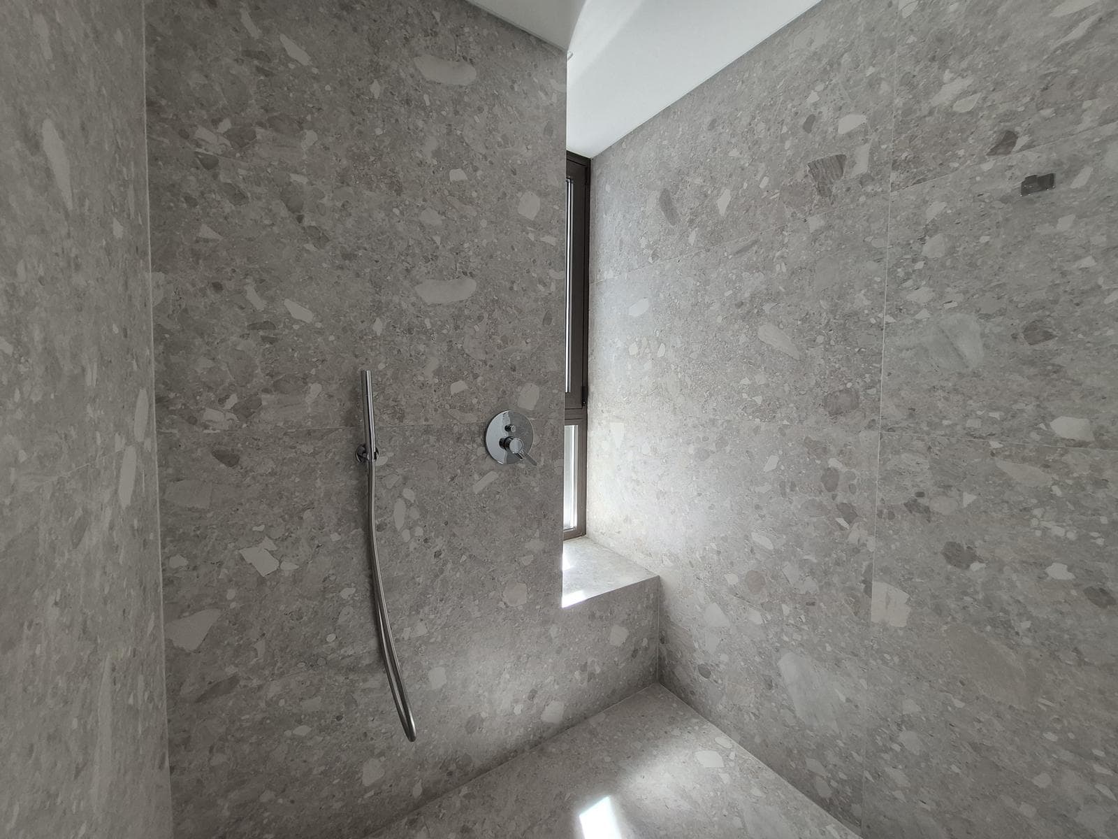Oceana Nordelta 4-Room Apartment for Rent