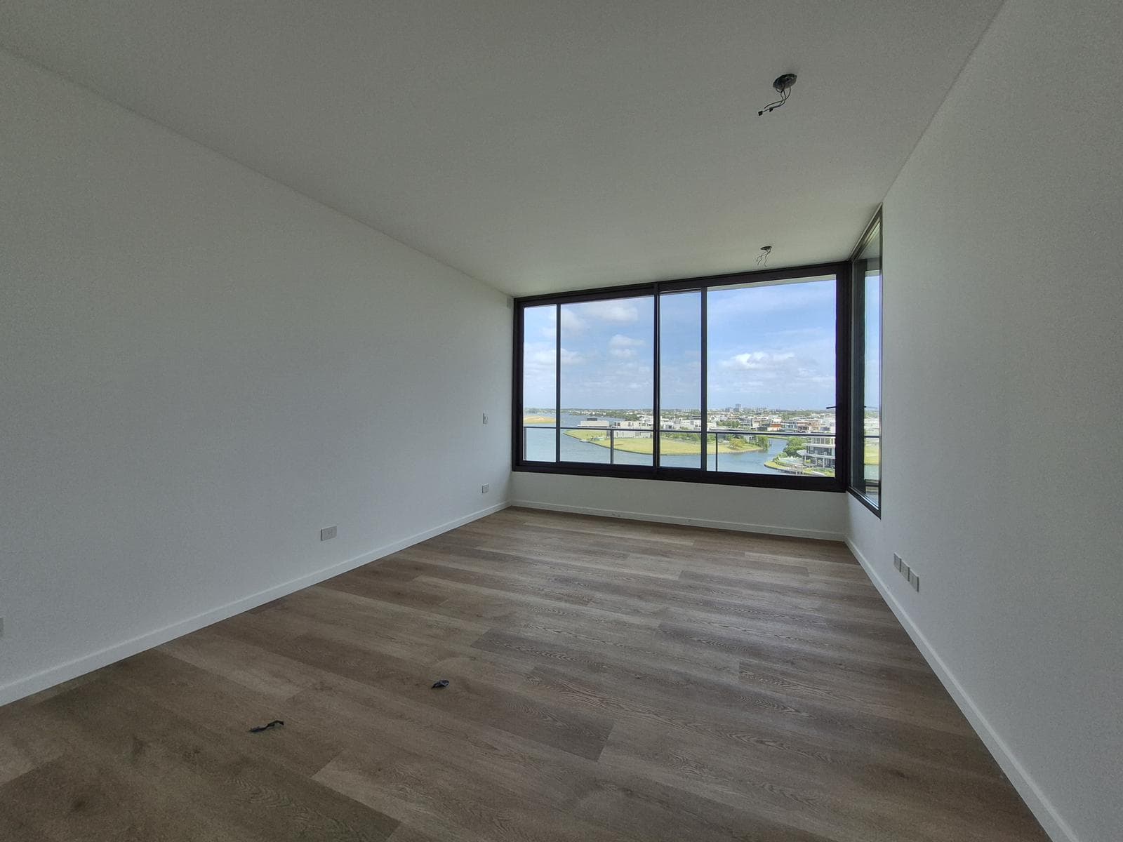 Oceana Nordelta 4-Room Apartment for Rent