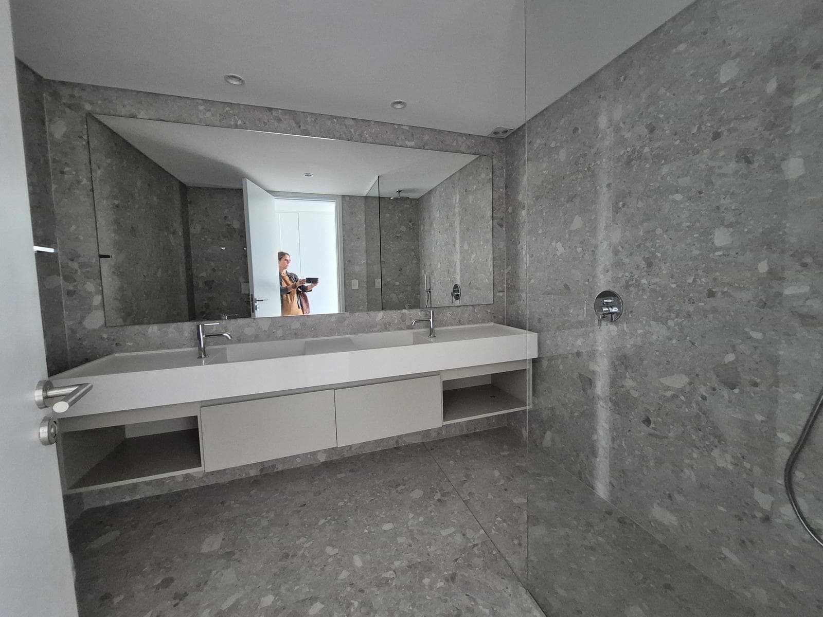 Oceana Nordelta 4-Room Apartment for Rent
