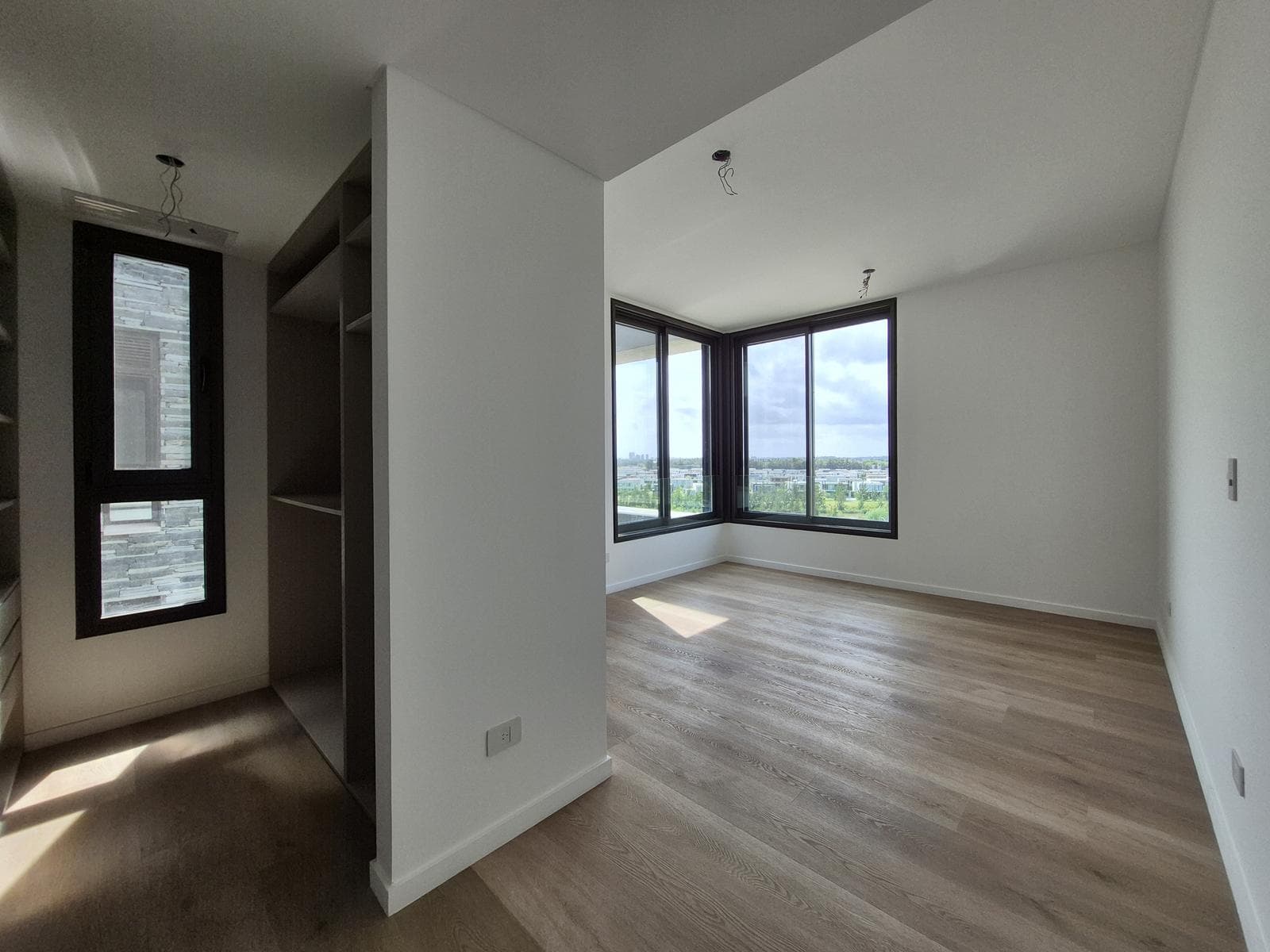 Oceana Nordelta 4-Room Apartment for Rent