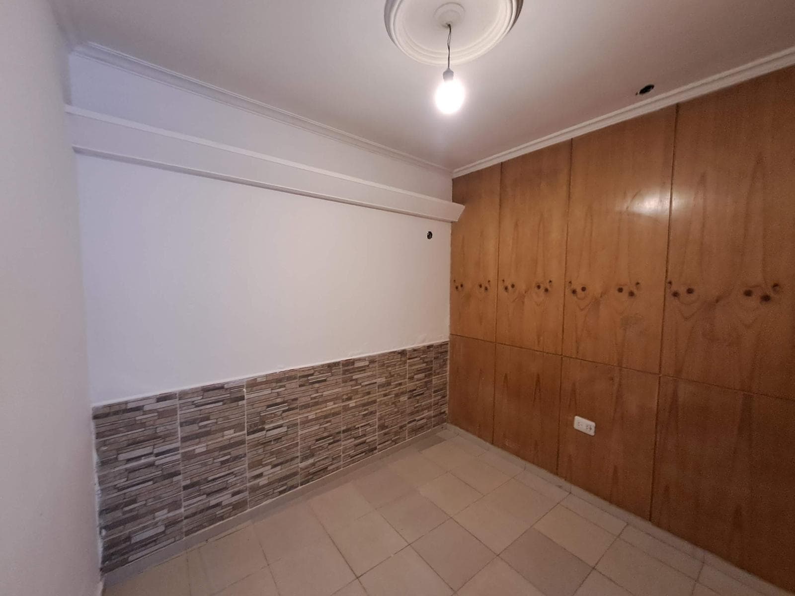 House for Sale - 3 Bedrooms - Qualifies for a Mortgage