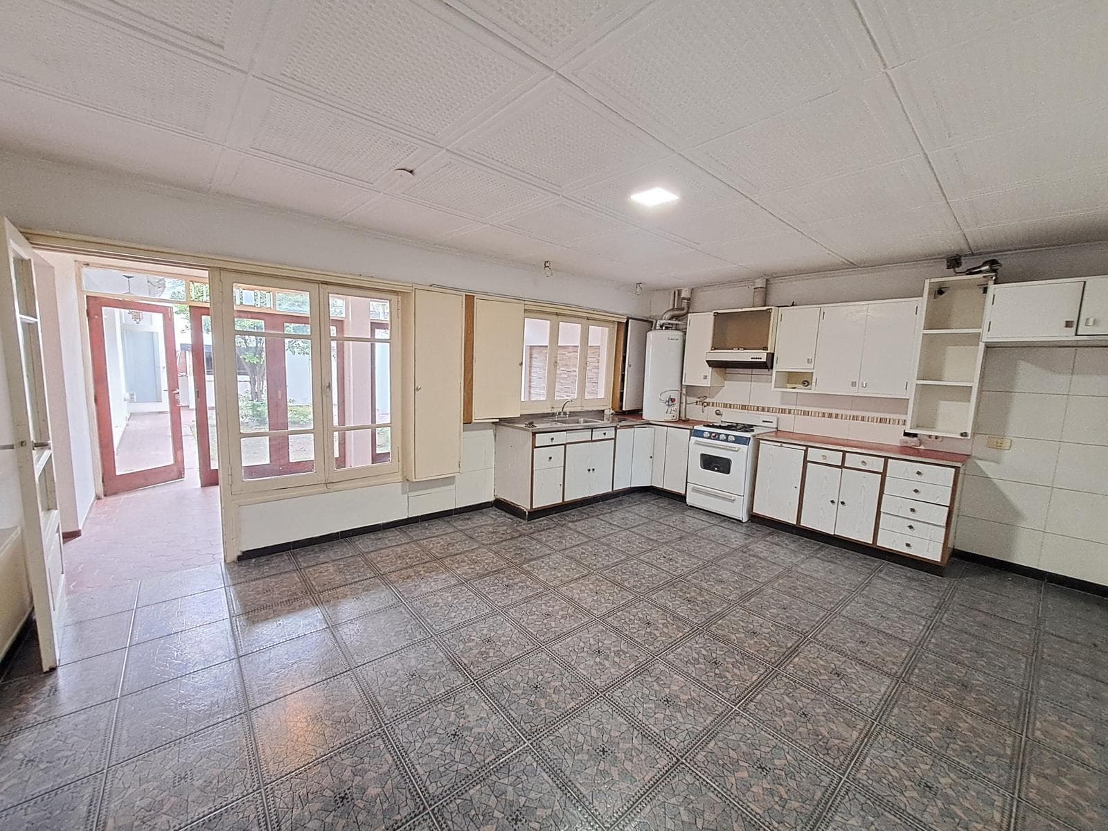 House for Sale - 3 Bedrooms - Qualifies for a Mortgage