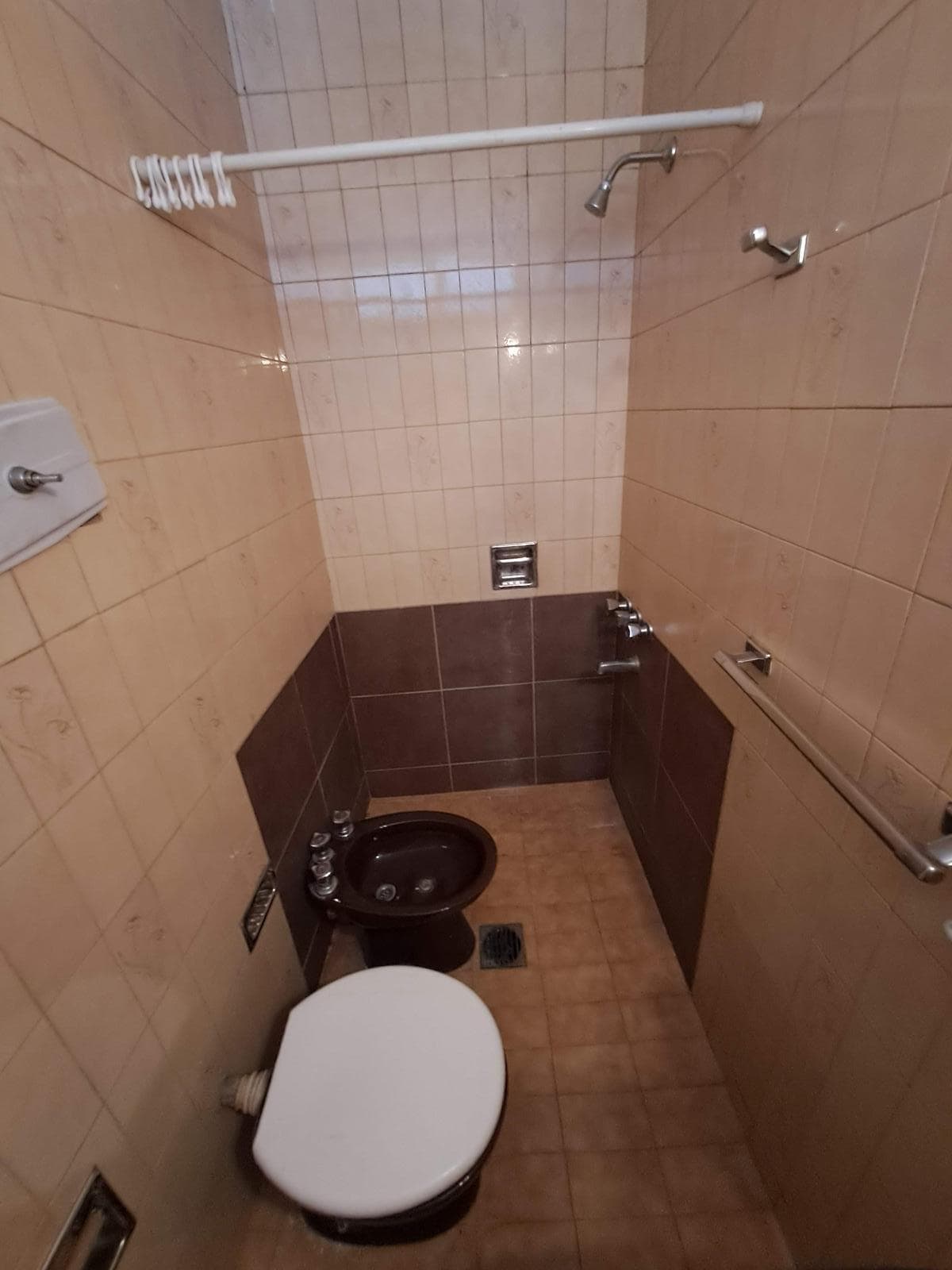 House for Sale - 3 Bedrooms - Qualifies for a Mortgage