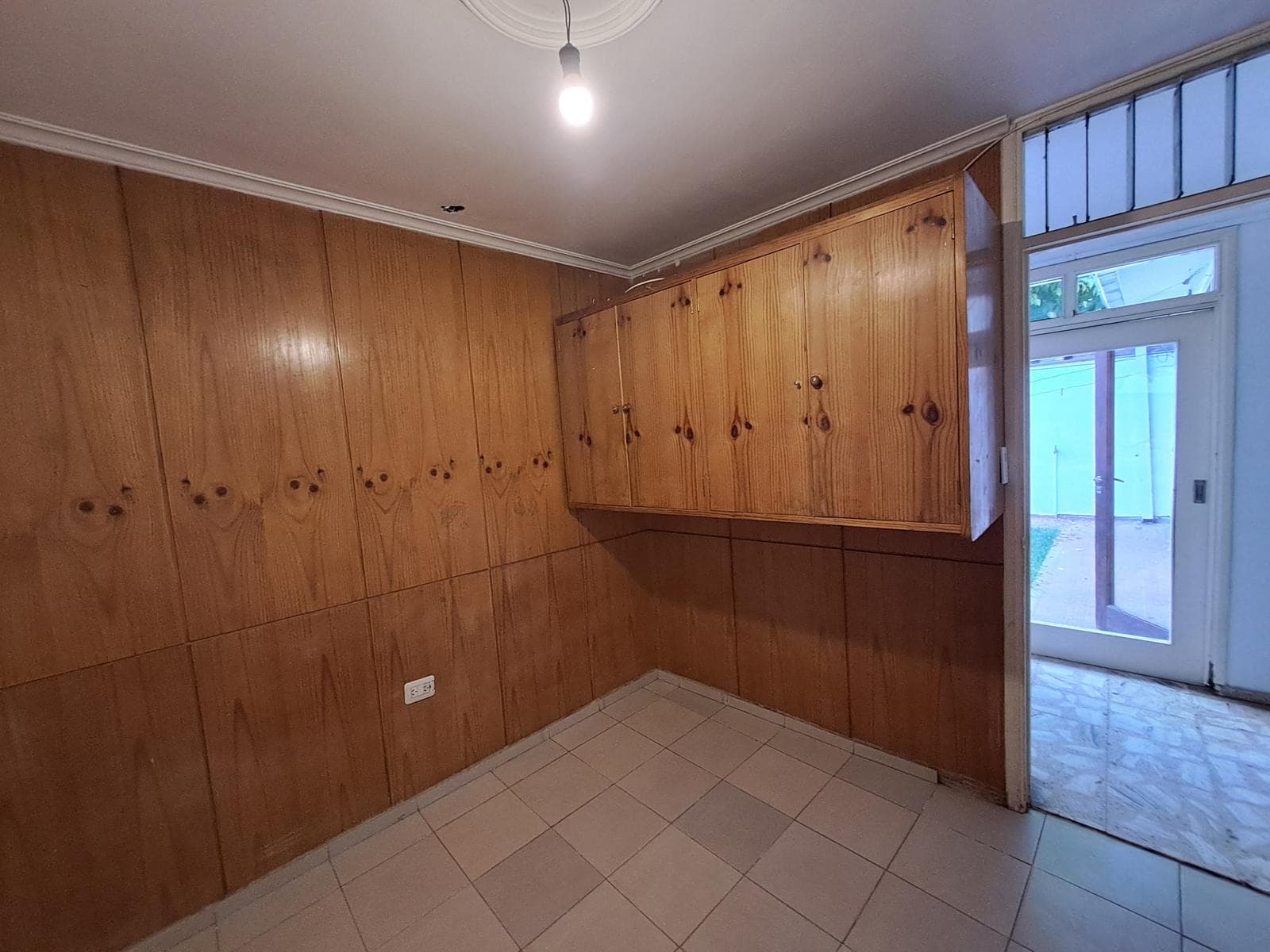 House for Sale - 3 Bedrooms - Qualifies for a Mortgage