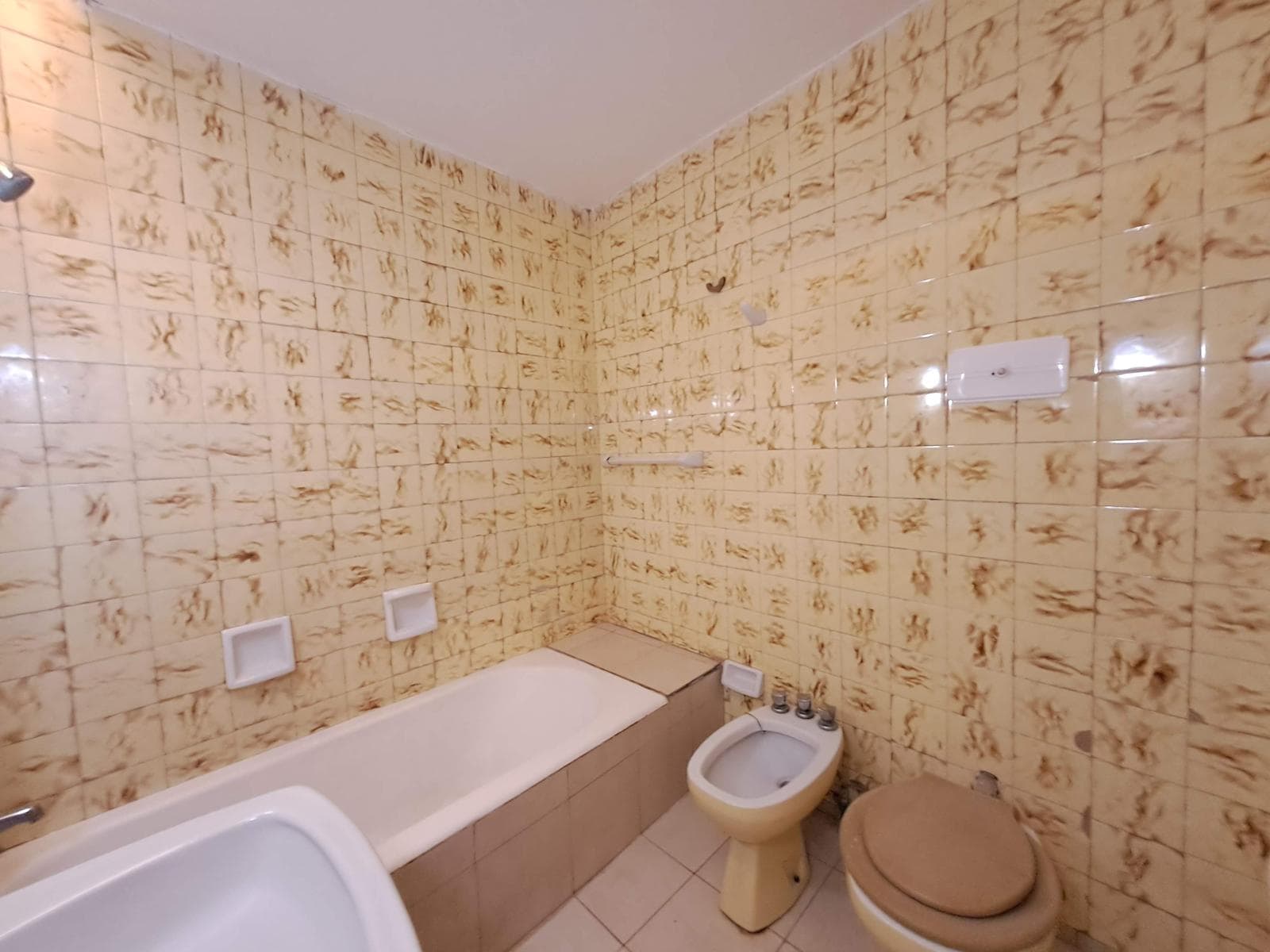 House for Sale - 3 Bedrooms - Qualifies for a Mortgage