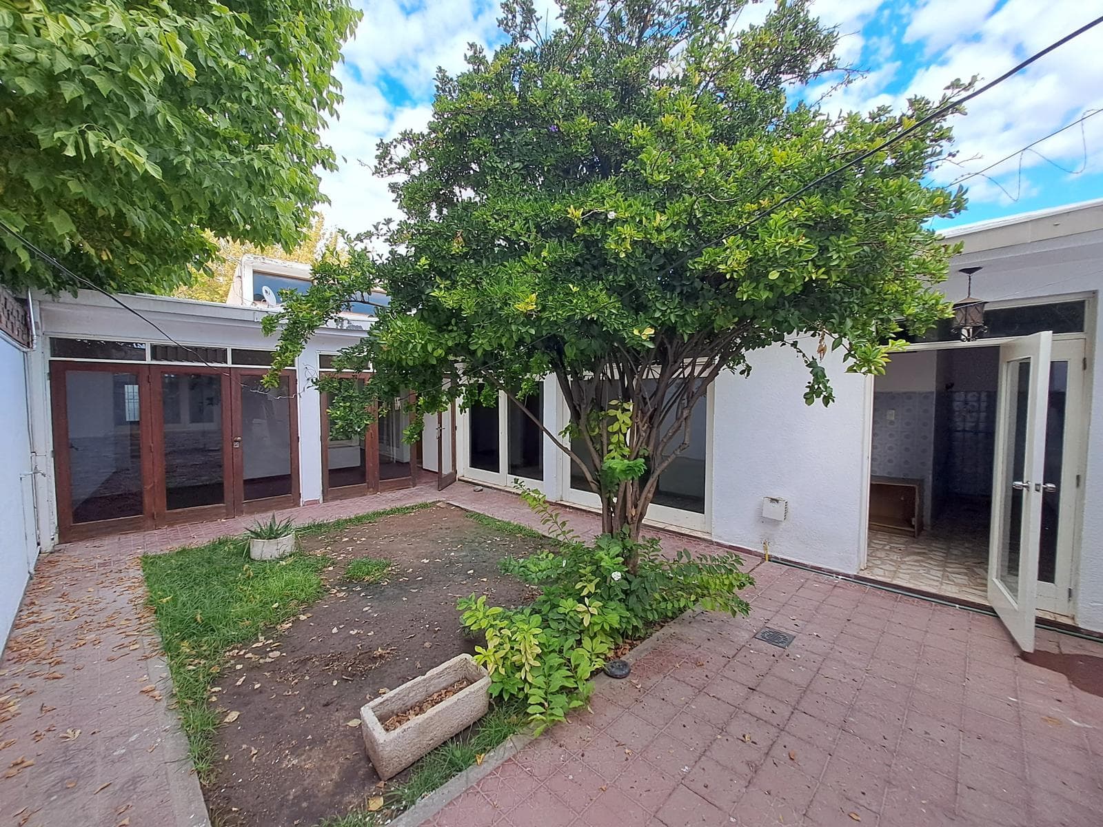 House for Sale - 3 Bedrooms - Qualifies for a Mortgage