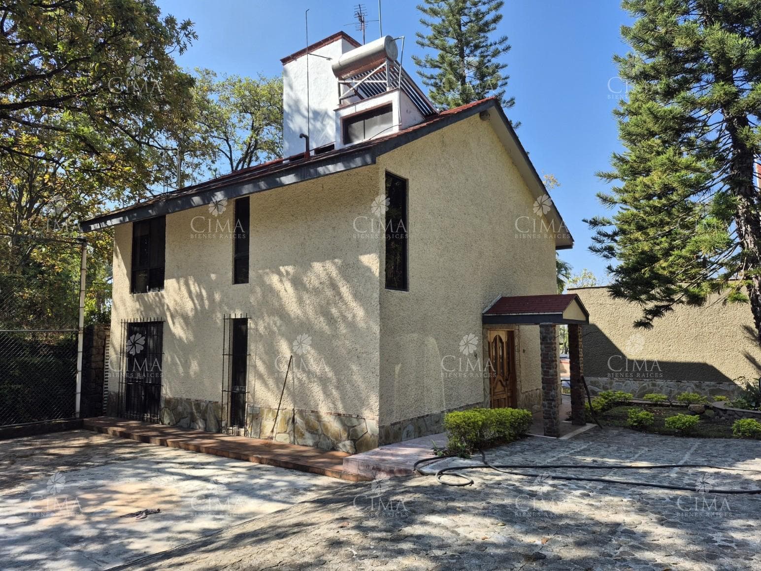 Venta Casa en Del Bosque V392
