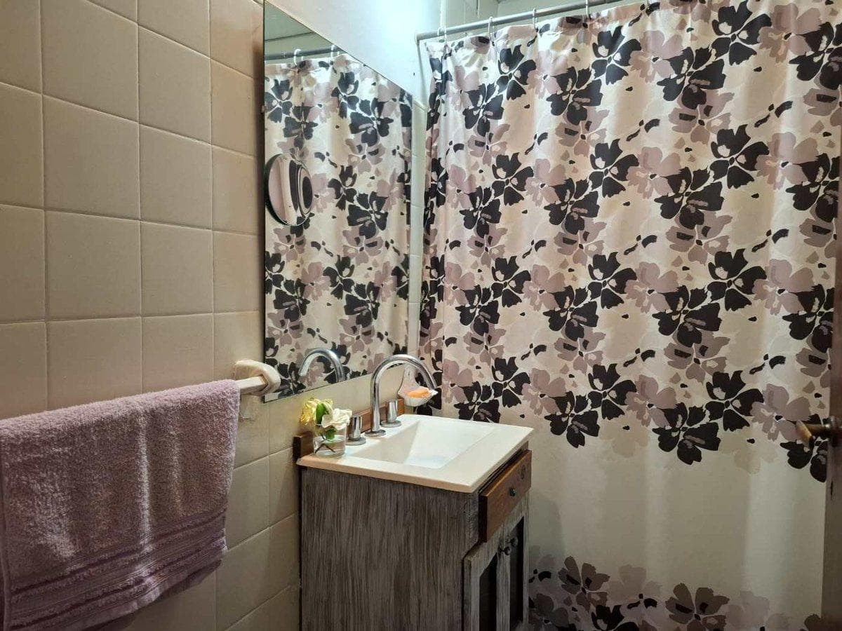 House for Sale with Large Yard in Turdera