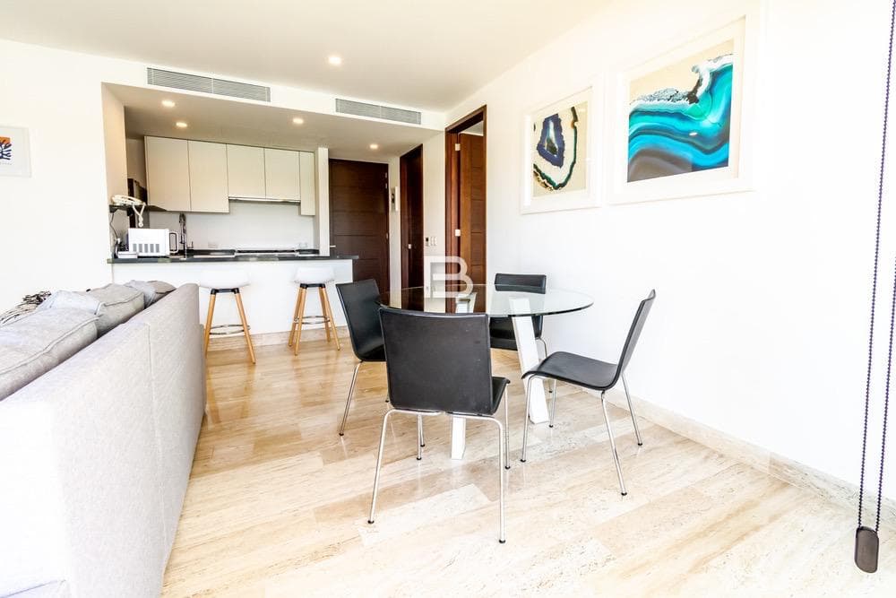 Marina Condos: Fully Furnished Apartment for Rent