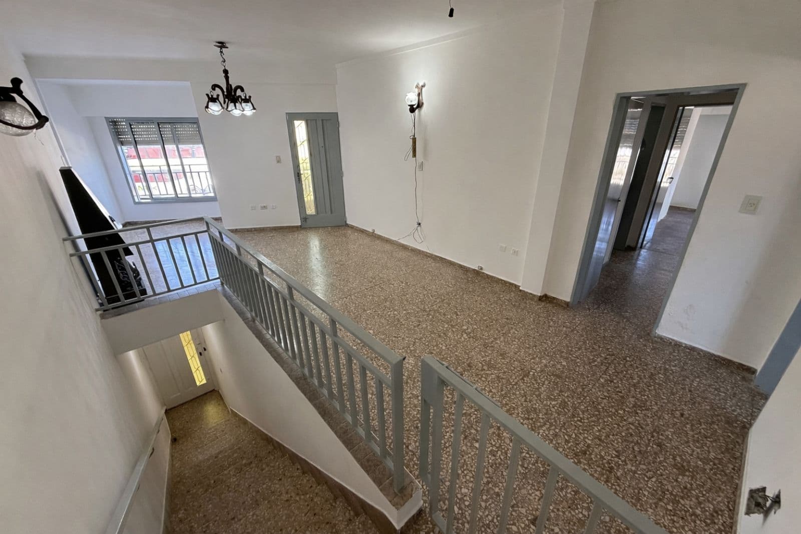 FOR SALE: 3-ROOM APARTMENT WITH TERRACE AND BARBECUE IN WEST BERNAL