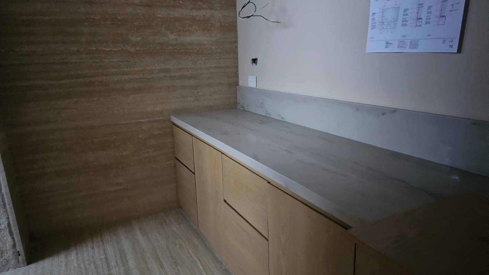HOUSE FOR SALE IN THE LOMAS DE MONTECRISTO NEIGHBORHOOD