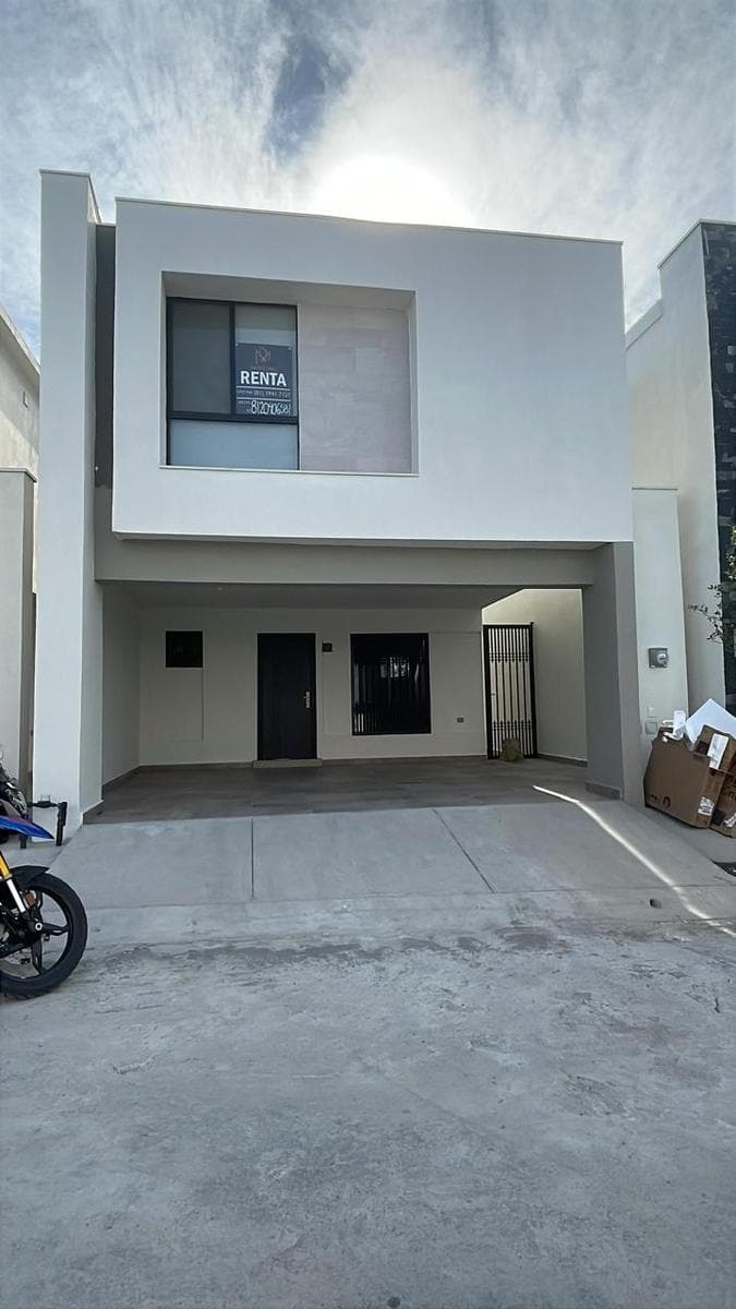 HOUSE FOR RENT IN CUMBRES ALTRYSA