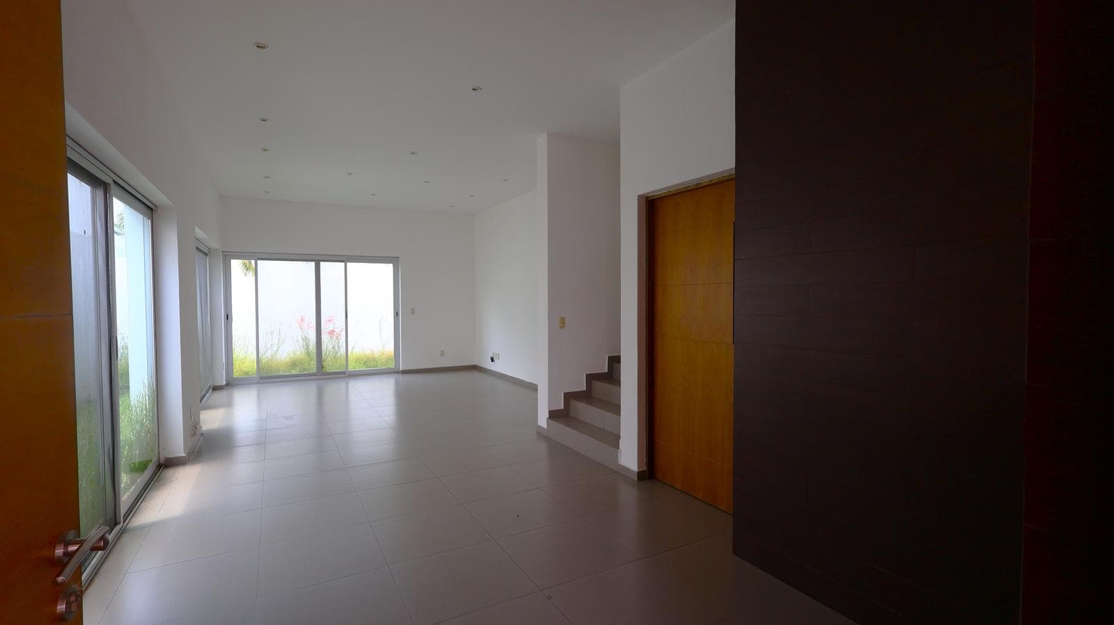 Casa en Venta en Fracc. La Rioja, Tlajomulco de Zuñiga, Jalisco.