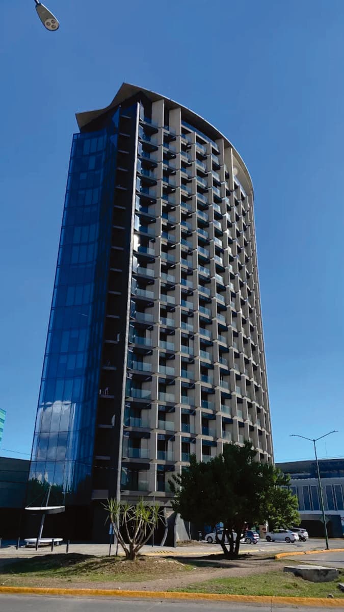 Departamento Amueblado con 2 Recámaras en Torre Adamant