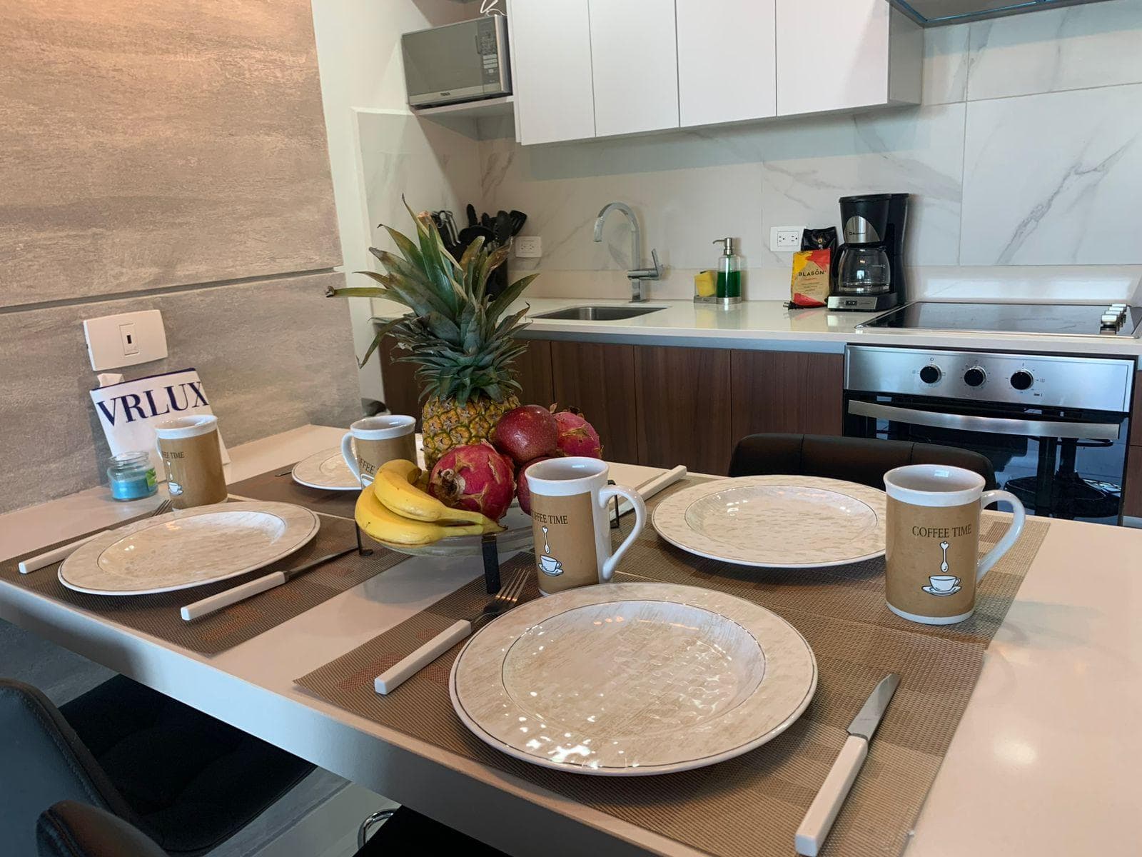 APARTMENT FOR SALE, 2 BEDROOMS, OCEANFRONT, HOTEL DISTRICT, CANCÚN