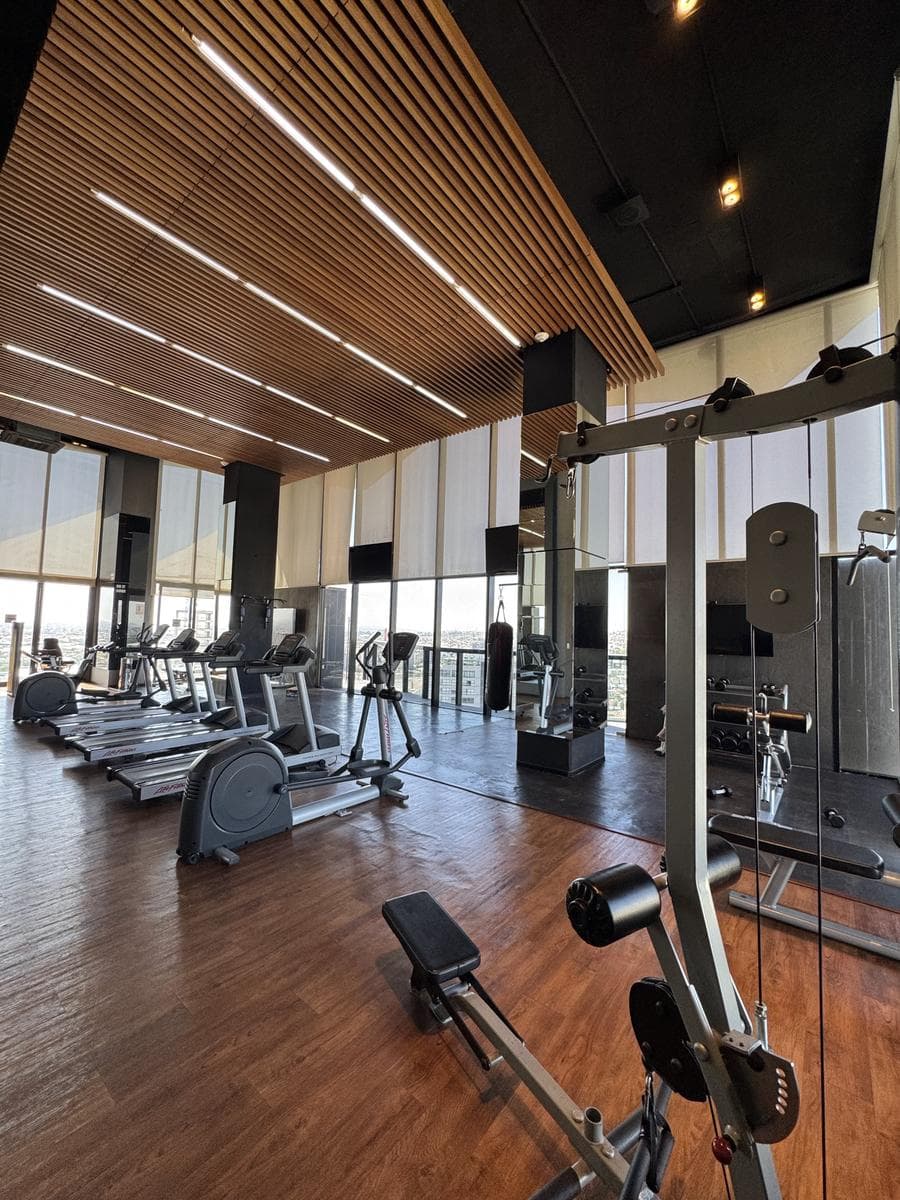 Loft Amueblado en Torre Adamant