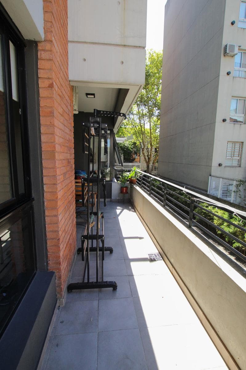 2-room apartment for sale in Fresias Garden, right on the main street!!