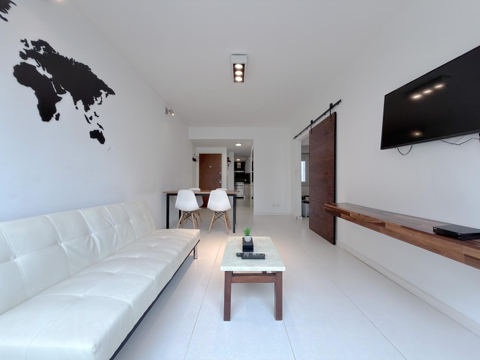 24-Month Lease - 3-Bedroom Apartment - Pet-Friendly - Varese/Torreón Area