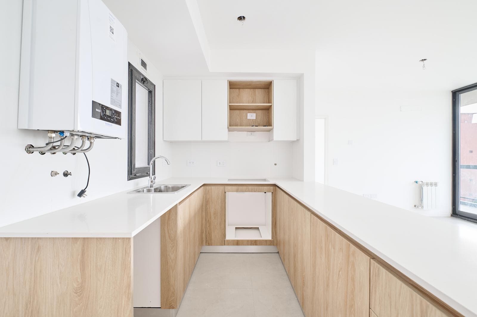 2-Bedroom Apartment for Sale in Saavedra; Optional Parking Space; 4th Floor; Horizontal Layout; Available Immediately