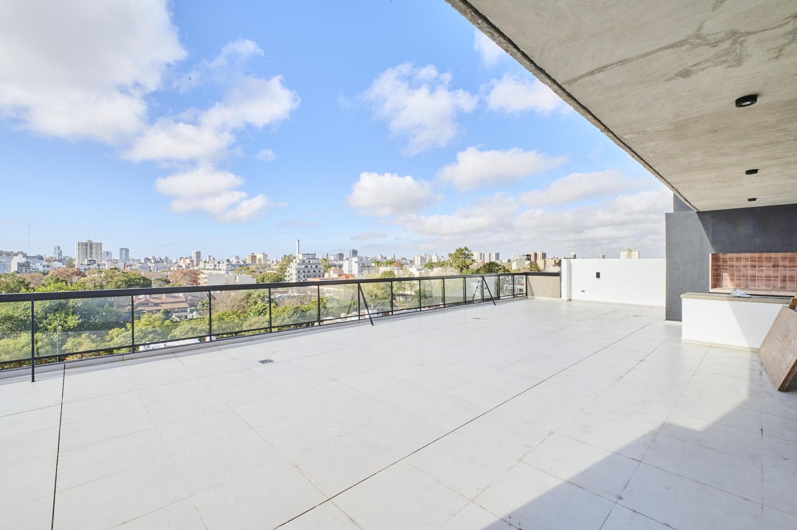 2-Bedroom Apartment for Sale in Saavedra; Optional Parking Space; 4th Floor; Horizontal Layout; Available Immediately