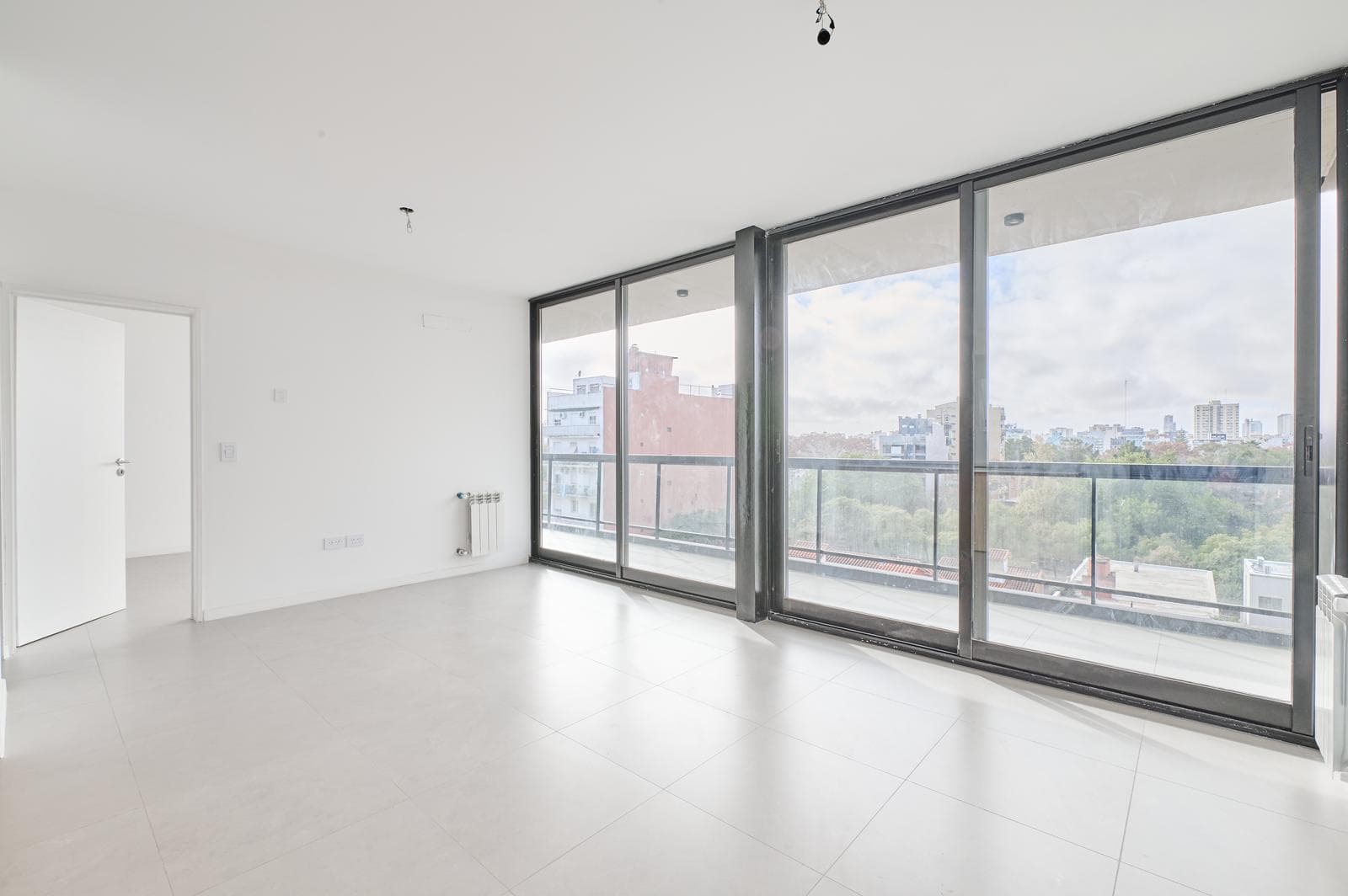 2-Bedroom Apartment for Sale in Saavedra; Optional Parking Space; 4th Floor; Horizontal Layout; Available Immediately