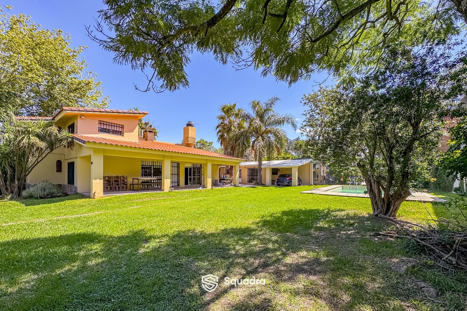 FOR SALE | TRADE - 2-bedroom house with garage, pool, and outdoor grill - Funes.