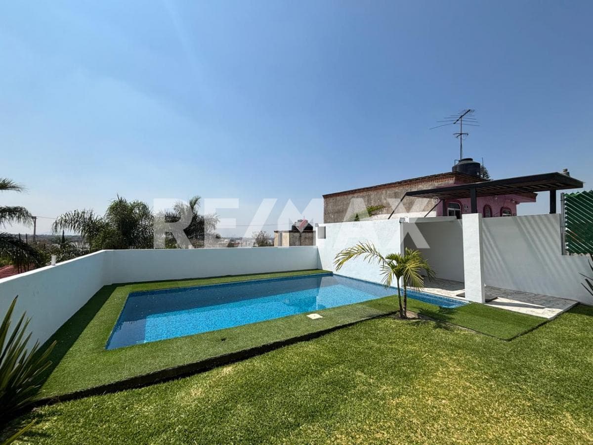 House for Sale in the Pedregal de Oaxtepec Subdivision