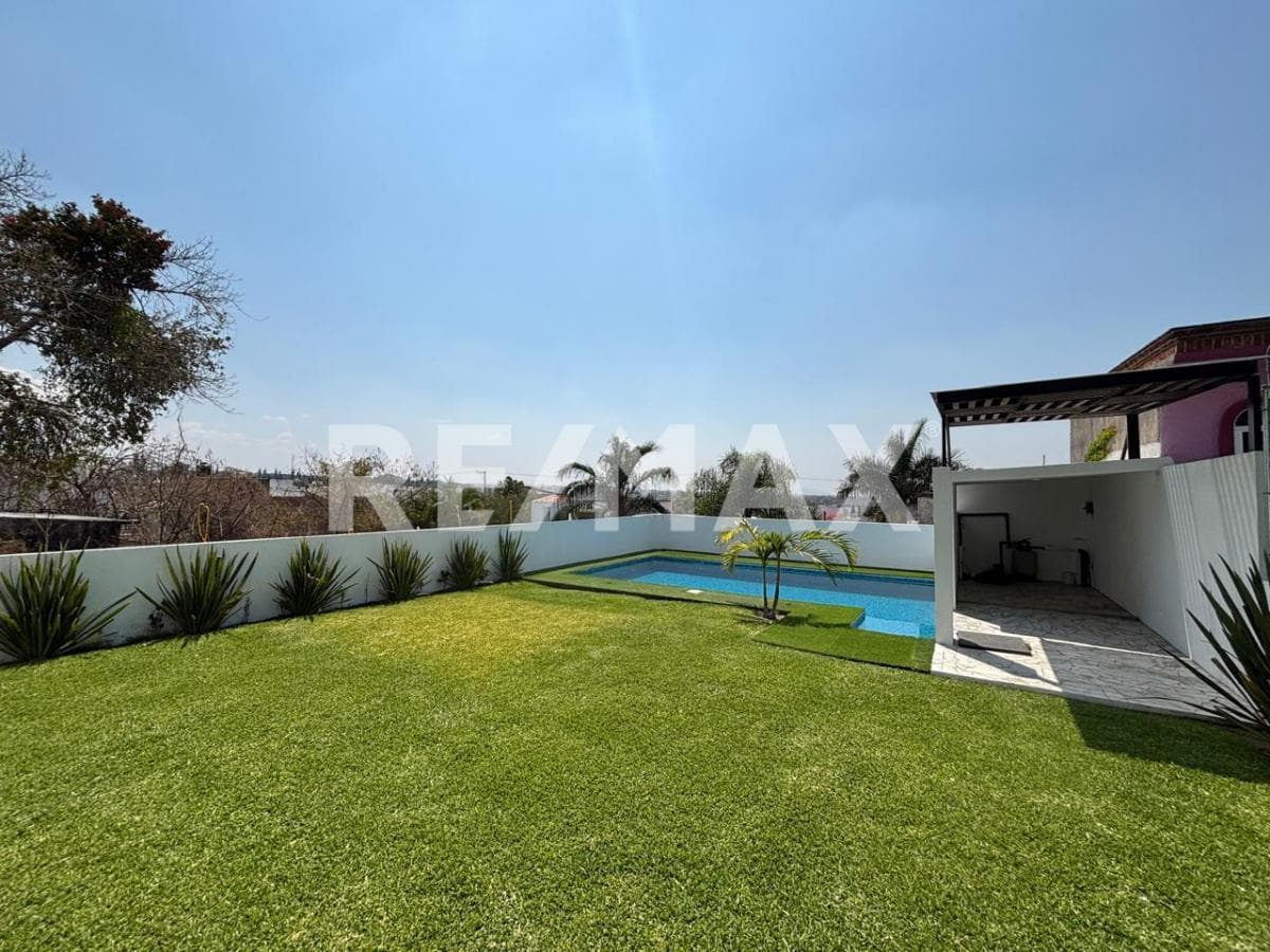 House for Sale in the Pedregal de Oaxtepec Subdivision