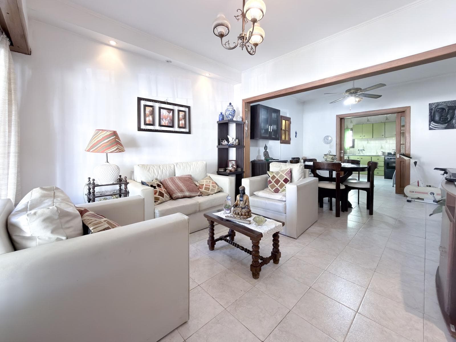 For Sale - 3-room house with shed 2-room apartment - Las Avenidas neighborhood