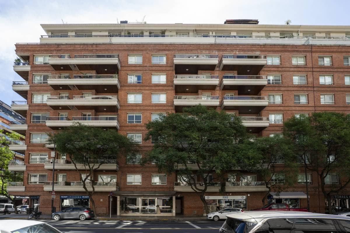 3-room apartment for rent with garage and amenities. Puerto Madero