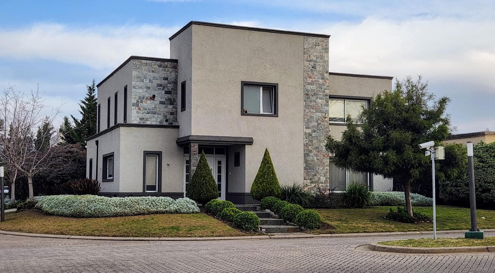 House for Sale in Aguadas - Funes Gated Community