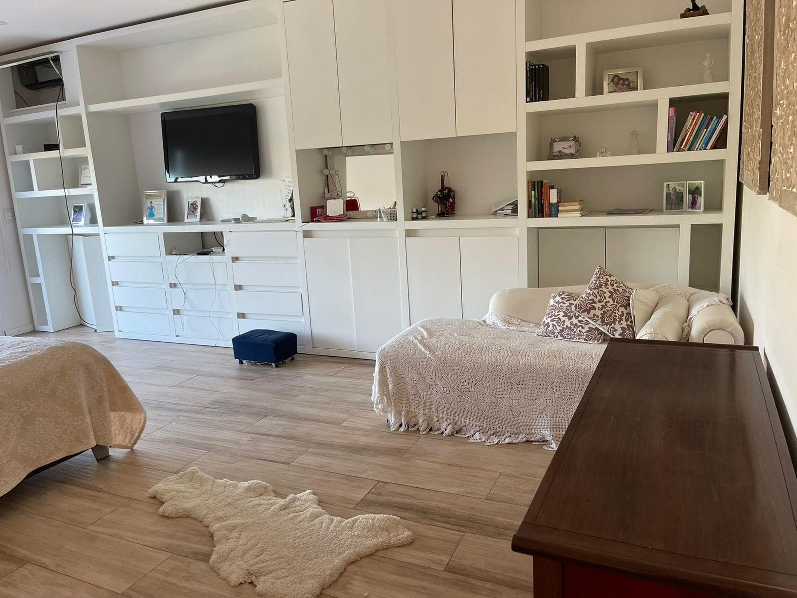 House for sale in the San Marco neighborhood with access to the river.
