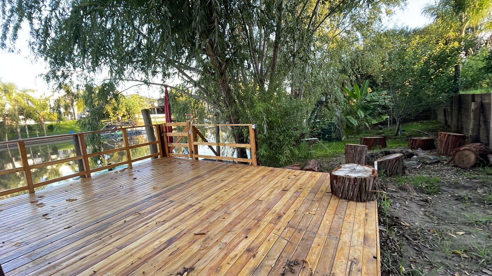 House for sale in the San Marco neighborhood with access to the river.