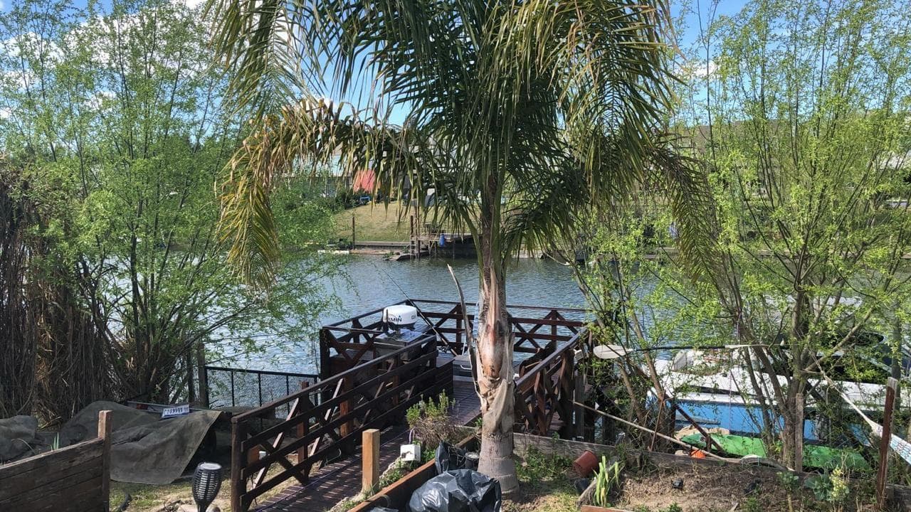 House for sale in the San Marco neighborhood with access to the river.