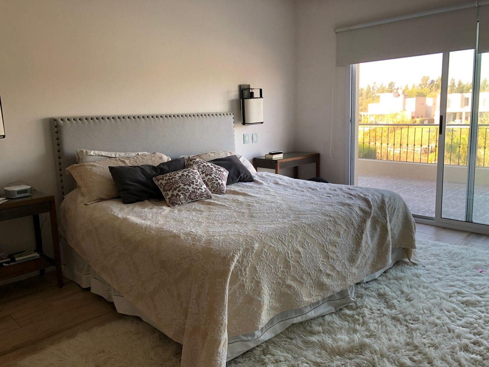 House for sale in the San Marco neighborhood with access to the river.