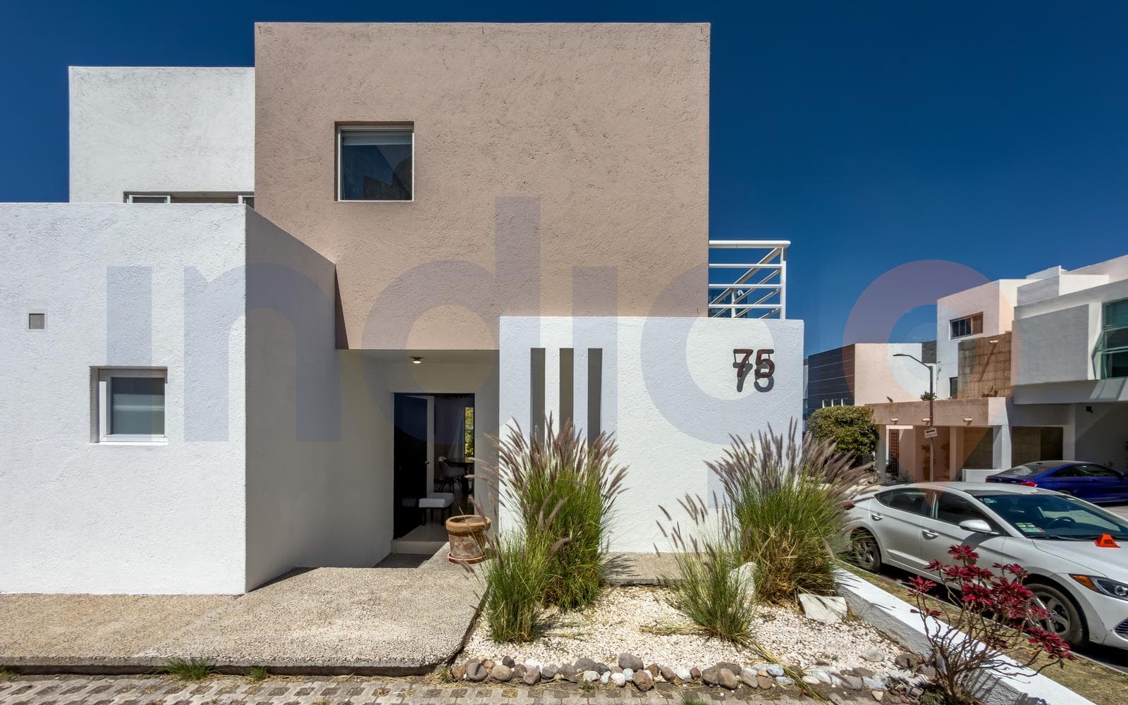 Furnished House for Rent in Centro Sur, Near the Cathedral Cloister