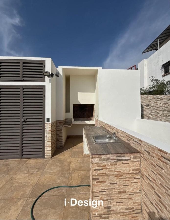 HOUSE WITH POOL FOR SALE | PEDREGAL LA SILLA | SOUTHERN MONTERREY