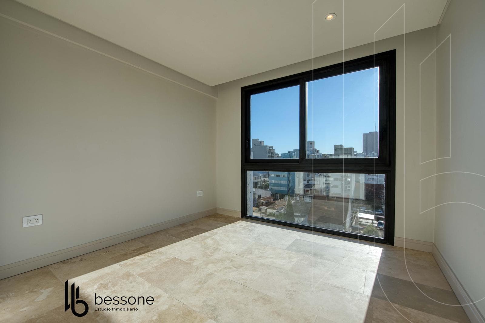 2 with premium double balconette