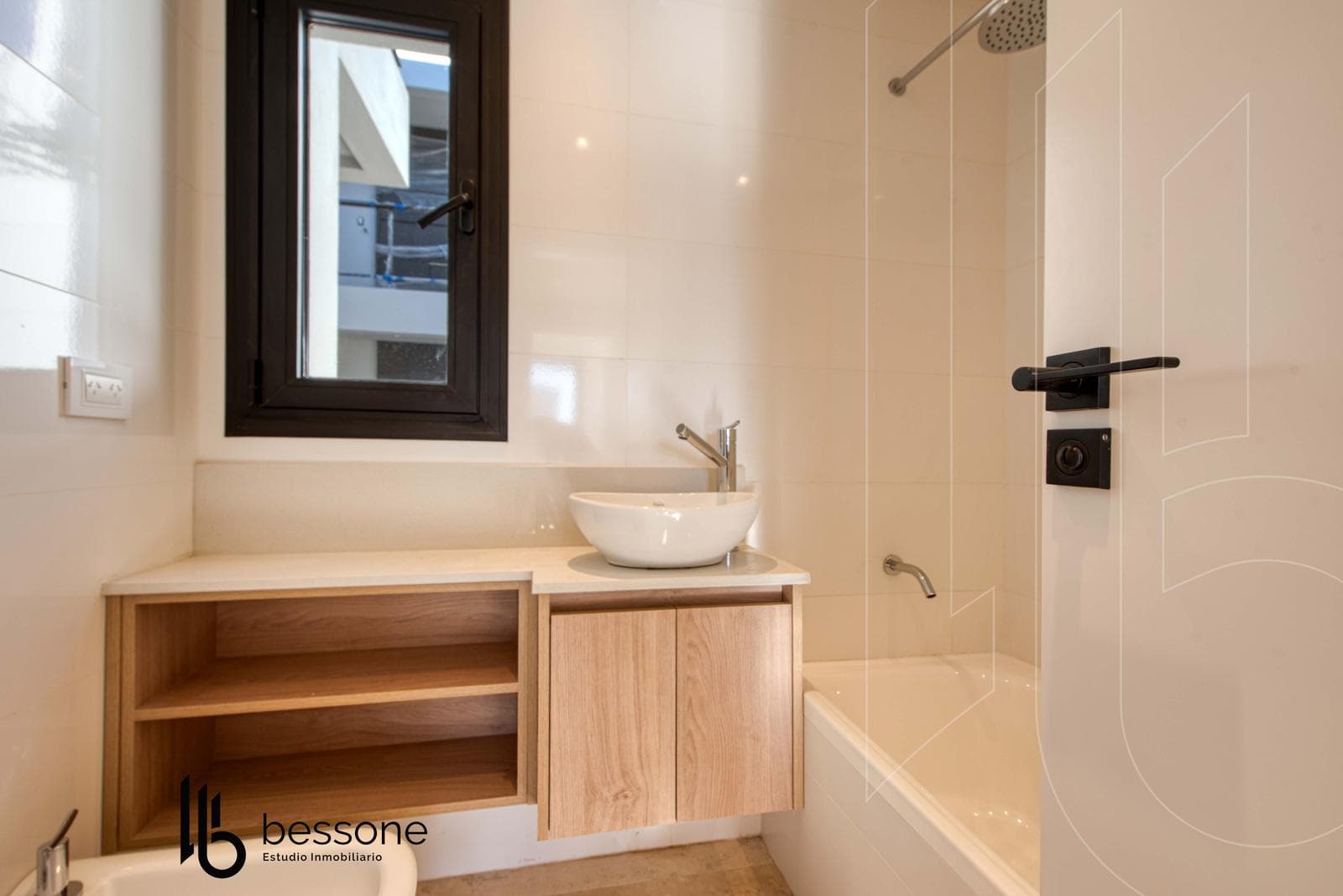 2 with premium double balconette