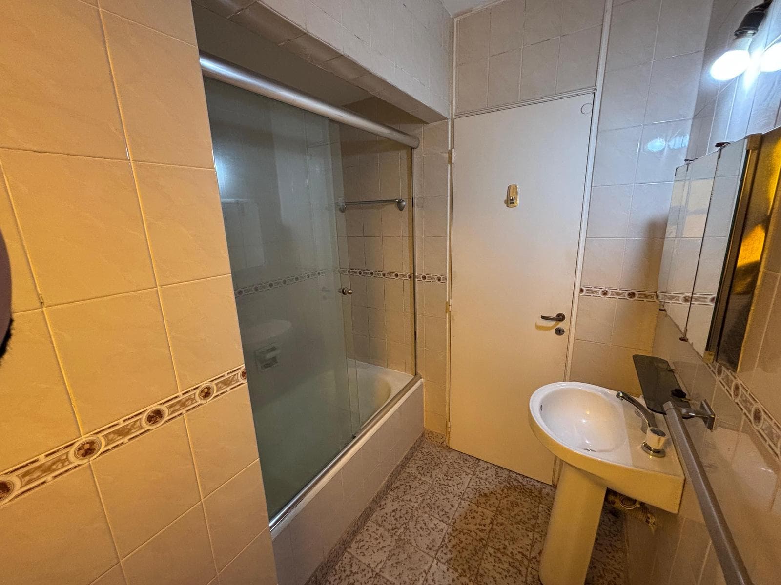 3-Bedroom Apartment for Sale in Haedo