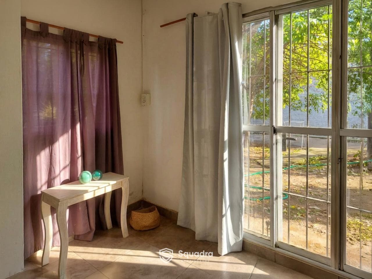 FOR SALE | TRADE - 1-bedroom row house with a garden - Fisherton.