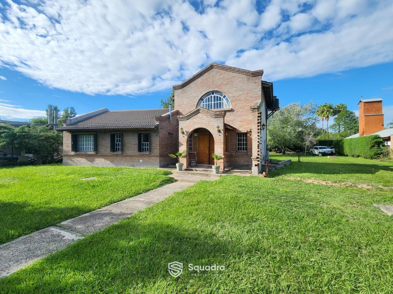 FOR SALE - 3-bedroom house on a 2,000 m² lot - Hostal del Sol, Fisherton.