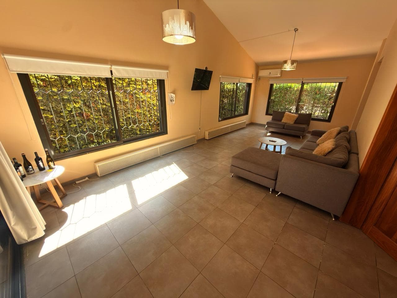 Darragueira 6476, House