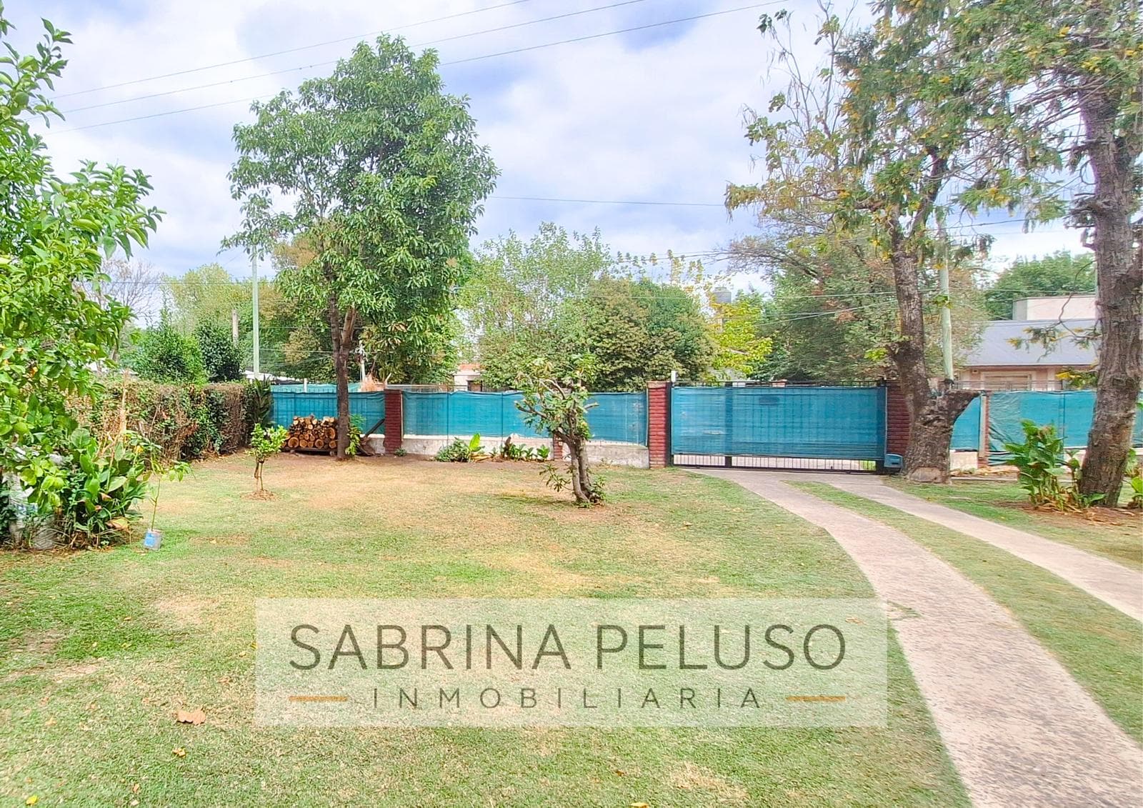 FOR SALE: Country House in Paso Del Rey