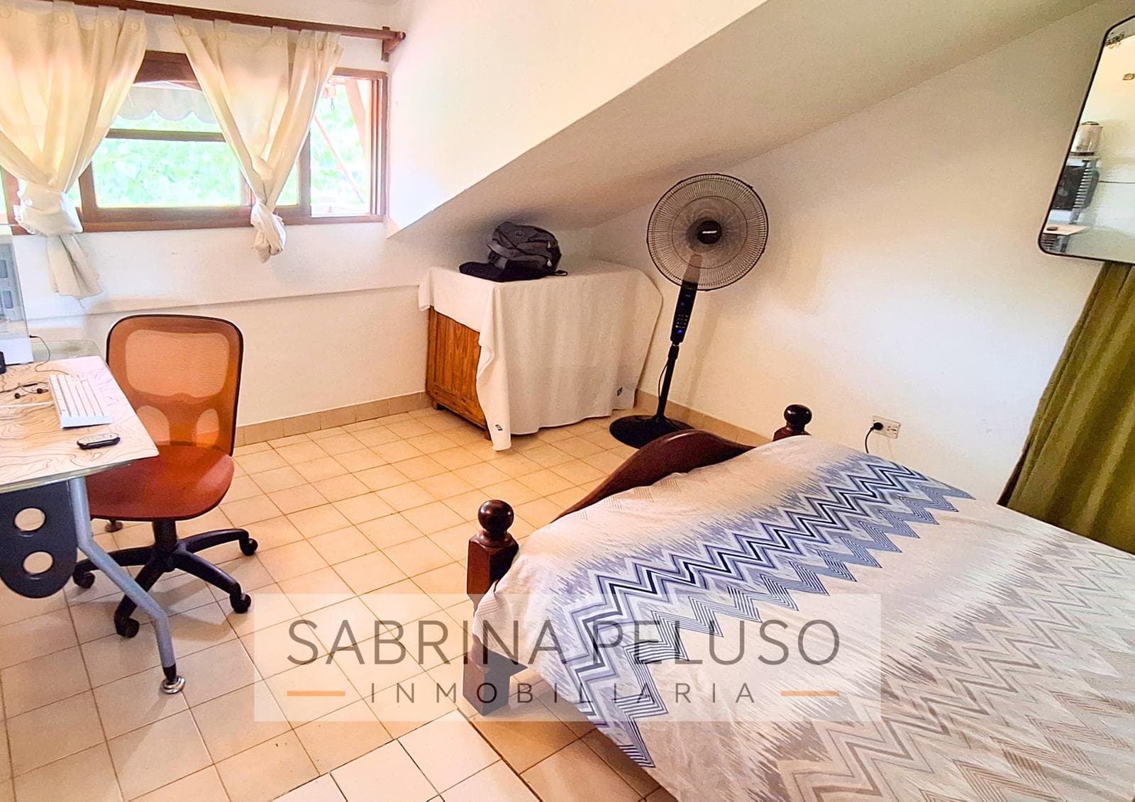 FOR SALE: Country House in Paso Del Rey